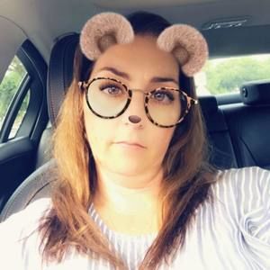 Meet your Posher, Sharon